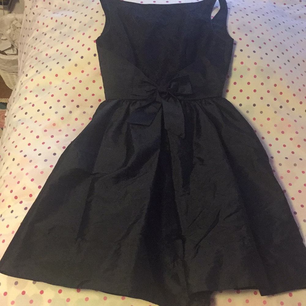 Classic Maggy London LBD, size 4!